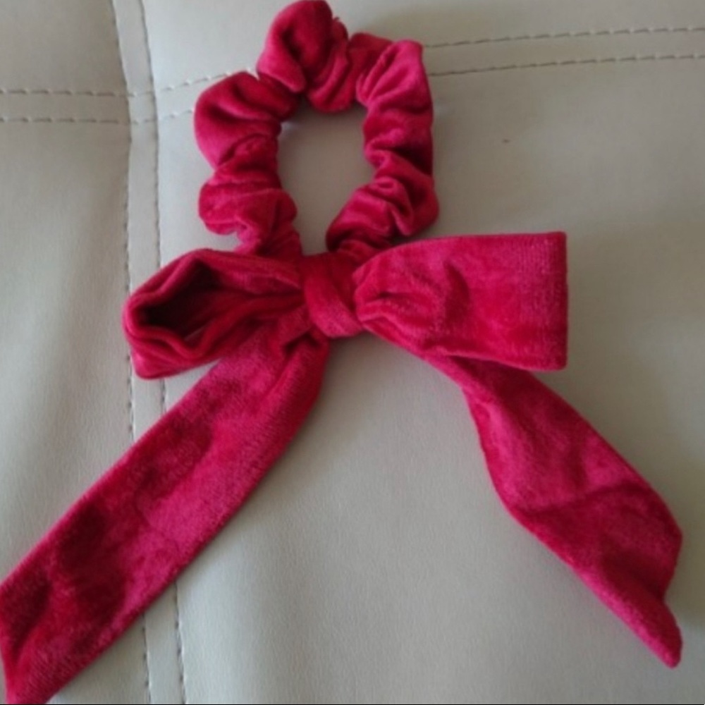 Red Scrunchie with bow